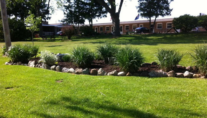 Triangle Motel - Recent 2022 Photos From Motel Website (newer photo)